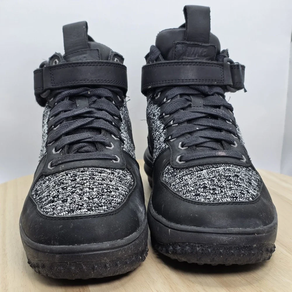 Womens size 7.5 - Nike Lunar Force 1 Flyknit Black White Oreo Shoes 860558-001 - Picture 2 of 9